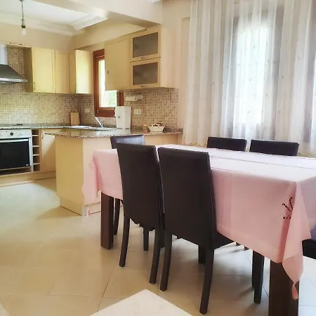 Kavak Huzur Villa *